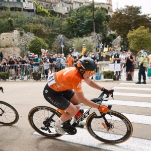 Chloe Hosking takes a podium selfie with Marianne Vos and Lotta Lepisto after winning La Course by le Tour de France.