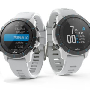 With a maximum power output of 8000 lumens the MagicShine Monteer 8000s is one of the most powerful bike lights on the market.