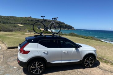The latest XC40 from Volvo, with Orbea’s 2021 Orca securely mounted to the roof top carriers.