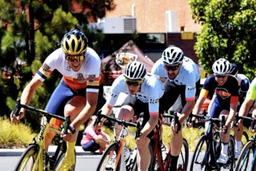 The latest XC40 from Volvo, with Orbea’s 2021 Orca securely mounted to the roof top carriers.