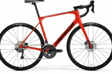 The bike is finished in stylish ‘Rust Red’ – a deep red frame with black highlights and white decals.