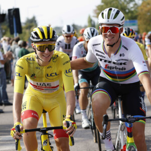 We have recently been testing this pair of Easton EC70AX wheels - lightweight allrounders that feel at home on both coarse bitumen and gravel.