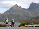 <p>If you've never been to Cradle Mountain the extra trip to Dove Lake is a must</p>