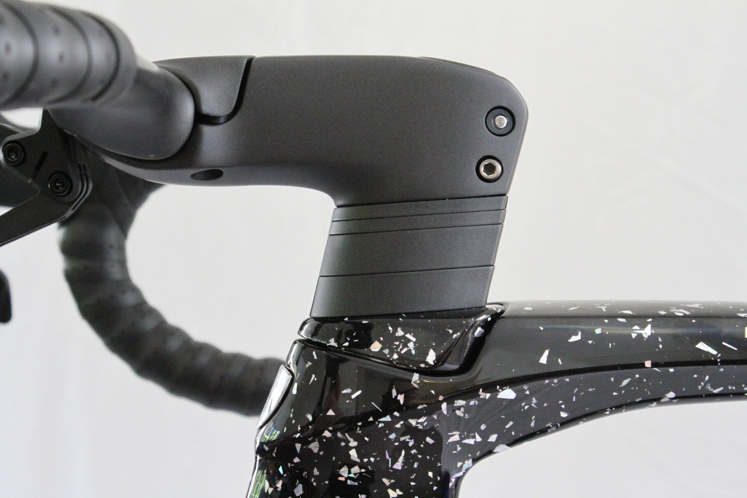 Trek discount madone handlebar