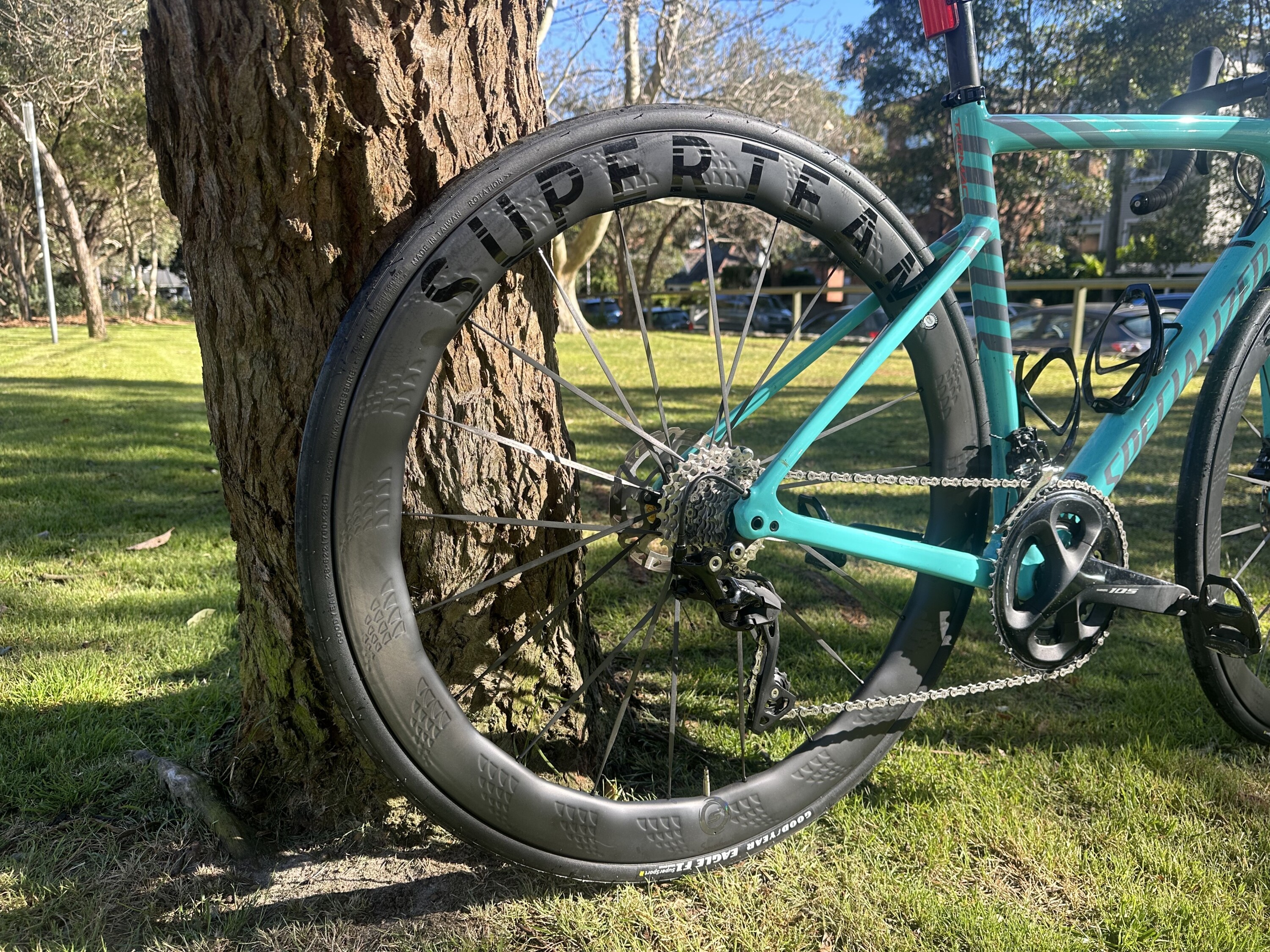 スーパーチーム Superteam wheel Superteam Road Bike Wheelset Review - Complete Tri